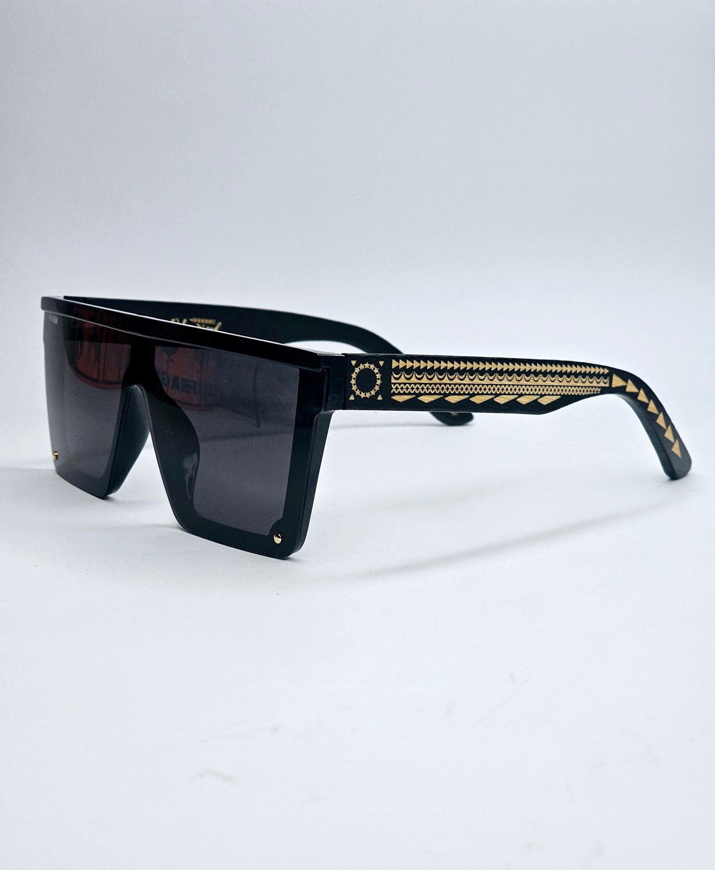 Te Mana - S30 Square Shades