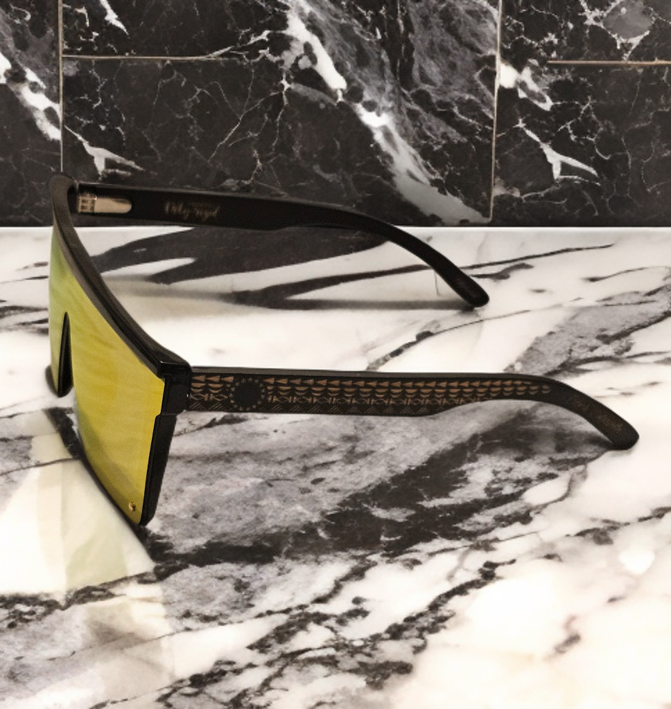 Manea kuki  J18 - Square Shades