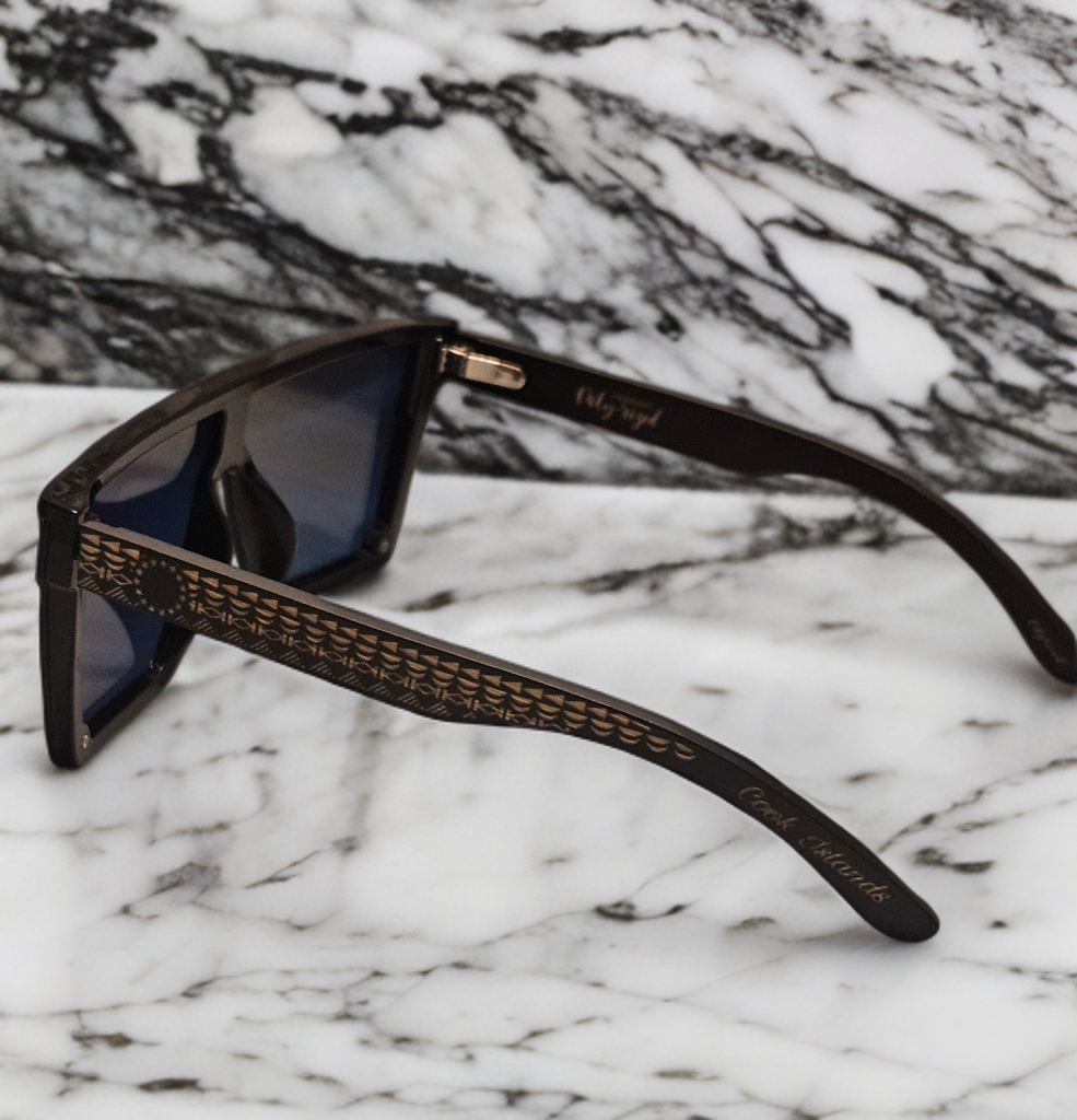 Manea kuki  J18 - Square Shades