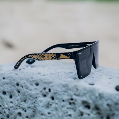 Tokelau - J18 Square Shades